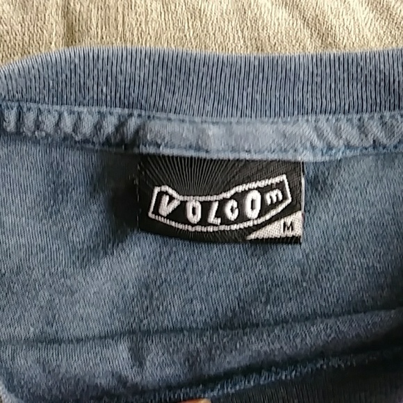 Shirt - Picture 2 of 3